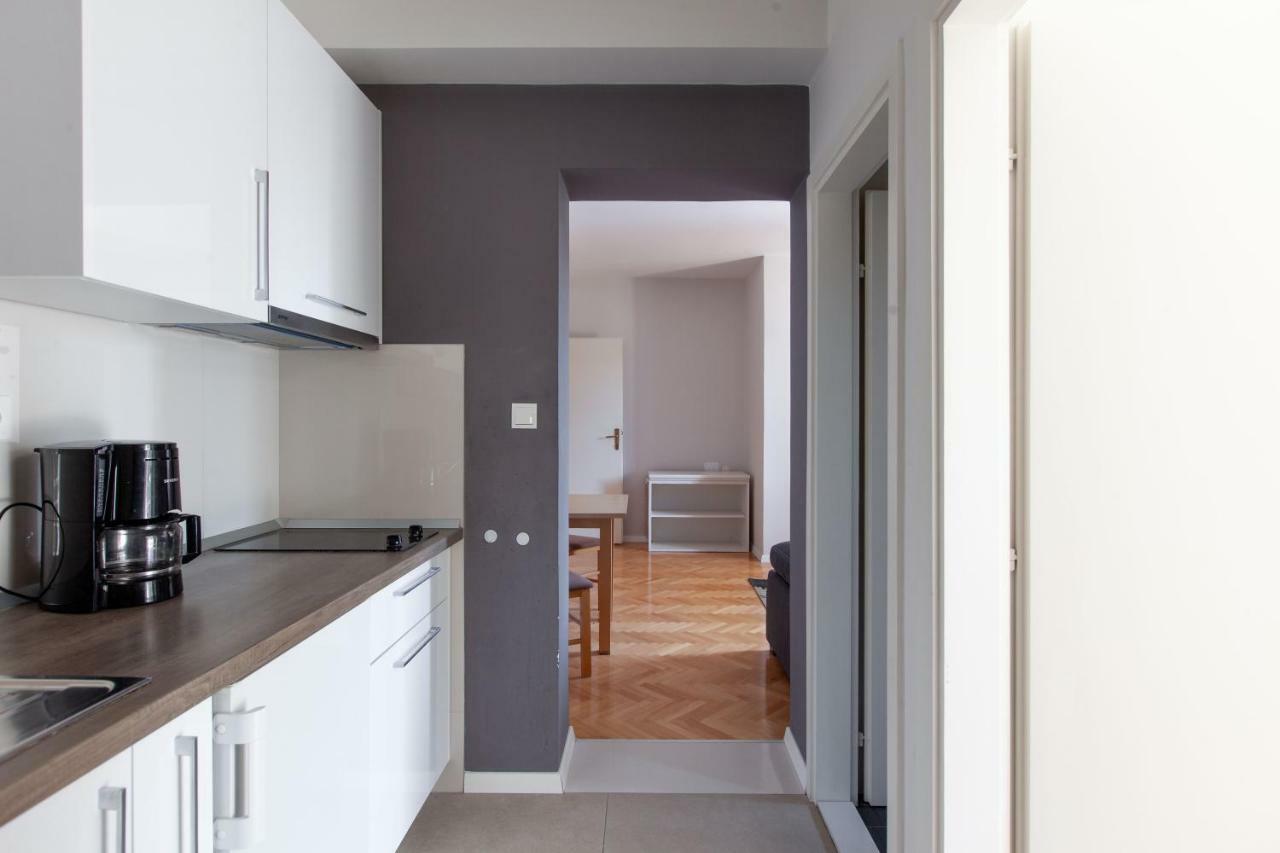 Apartments Agneza Tučepi Exteriör bild